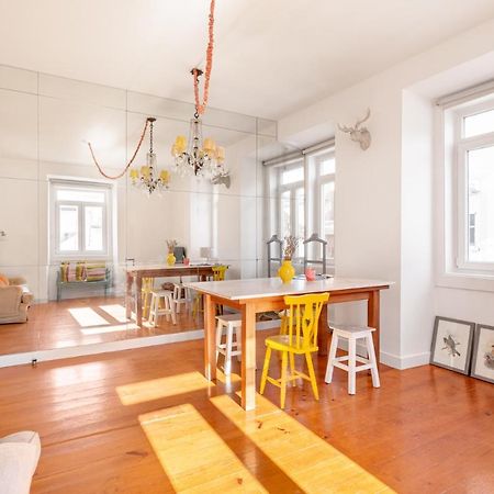 Joivy Chic 2Br Apt In Bairro Alto, 2Mins To Sao Pedro De Alcantara Viewpoint Lissabon Exterior foto
