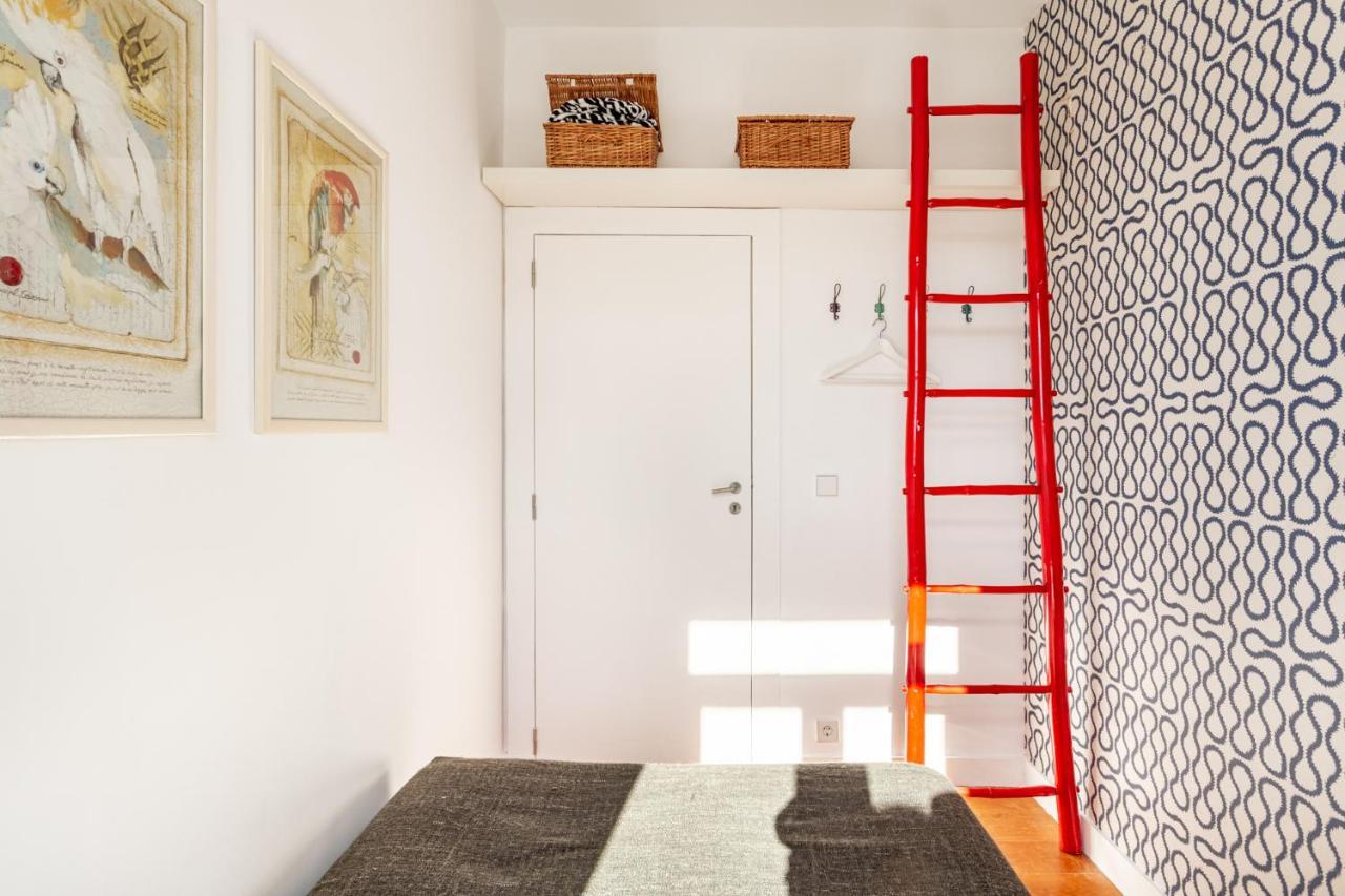 Joivy Chic 2Br Apt In Bairro Alto, 2Mins To Sao Pedro De Alcantara Viewpoint Lissabon Exterior foto