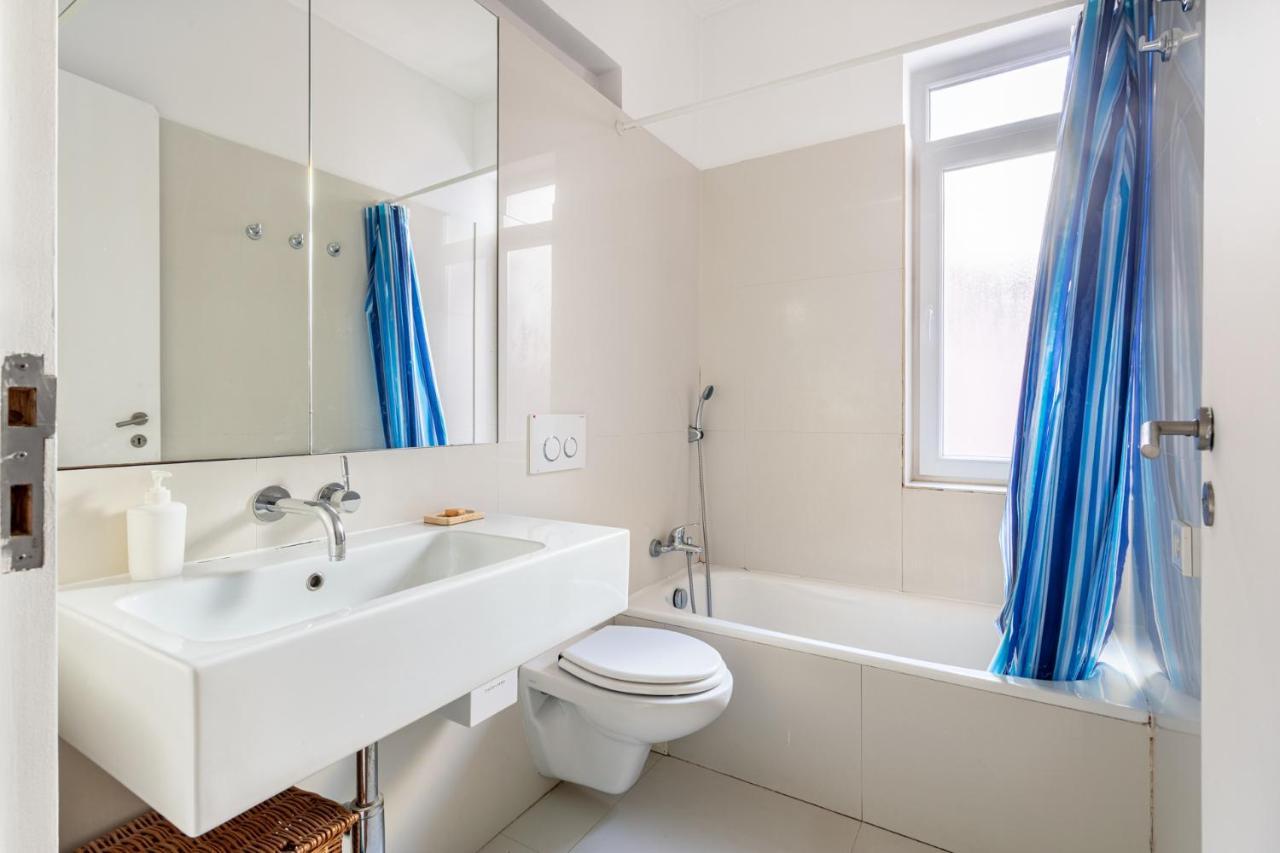 Joivy Chic 2Br Apt In Bairro Alto, 2Mins To Sao Pedro De Alcantara Viewpoint Lissabon Exterior foto